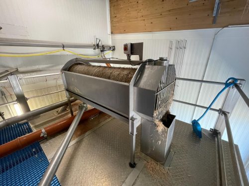 Dutch-Poultry-tech-waste-handling-system