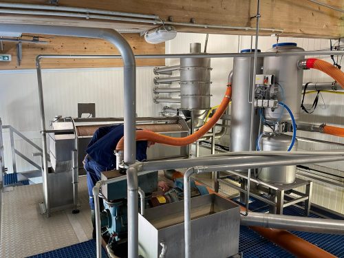Dutch-Poultry-tech-waste-handling-system